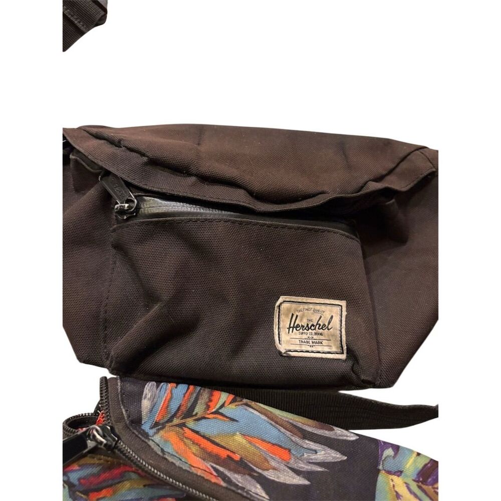 Herschel Unisex Fanny/Crossbody Bags Black & Tropical Print Set of 2 - Picture 5 of 7